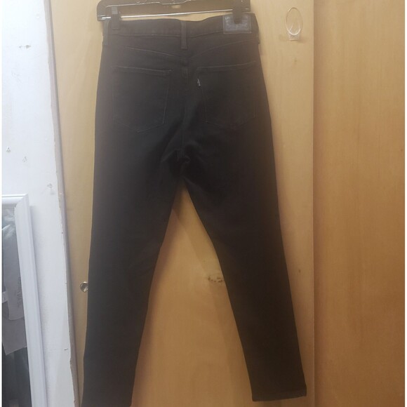 Levi's Womens Black 311 Shaping Skinny Jeans
Sz 28
III
EXCELLENT CONDITION! - Picture 4 of 5